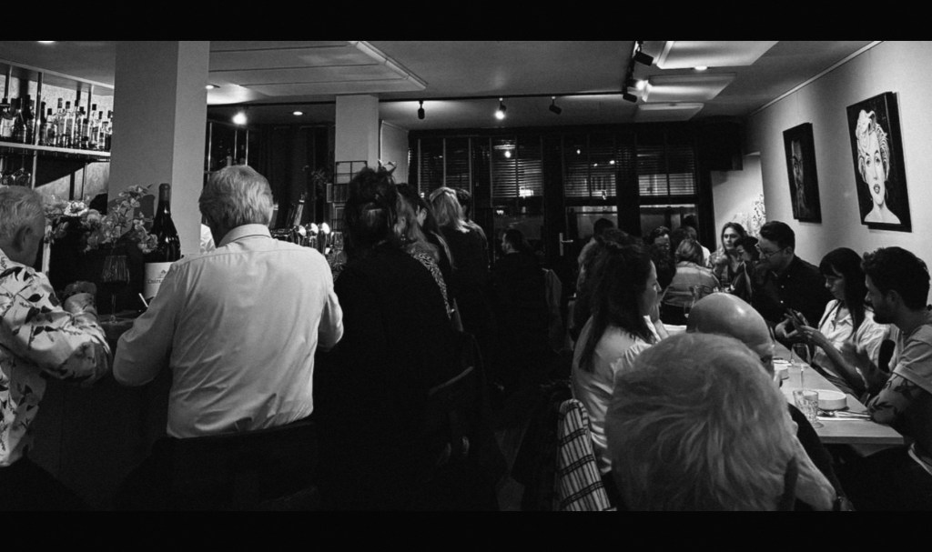Avond bij Nova Lunch Café in Heemskerk met gasten tijdens een borrel of besloten diner